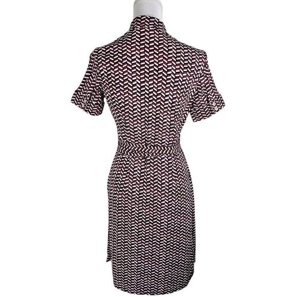 Ann Taylor LOFT ~Woman Size 6Petite~ Red/White Short Sleeve V-Neck Wrap Dress. - Picture 12 of 13